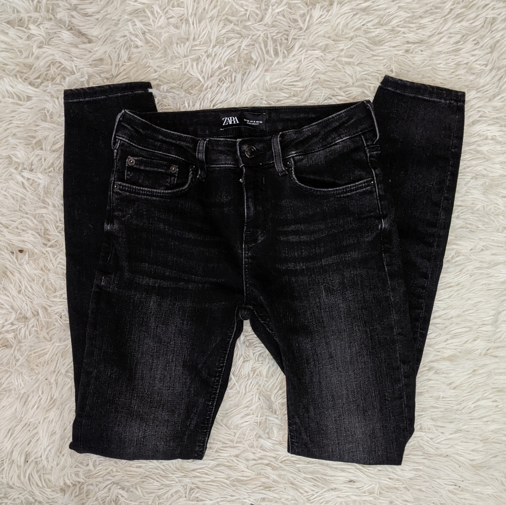 Zara Black Wash Skinny Jeans - Picture 1 of 3